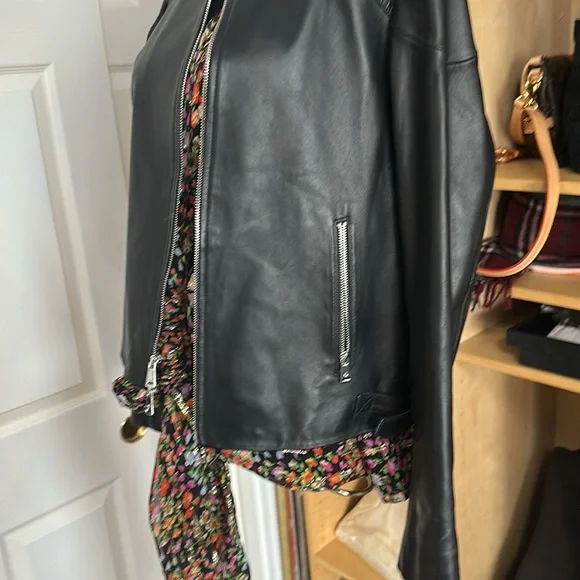 Gorgeous Ralph Lauren leather jacket - Picture 5 of 10